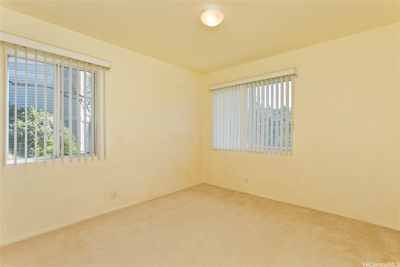 Photo 9 of 22