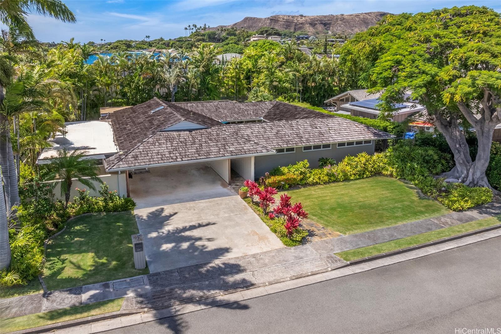 646 Honua Street