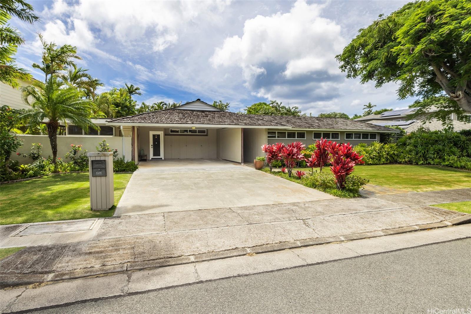 646 Honua Street