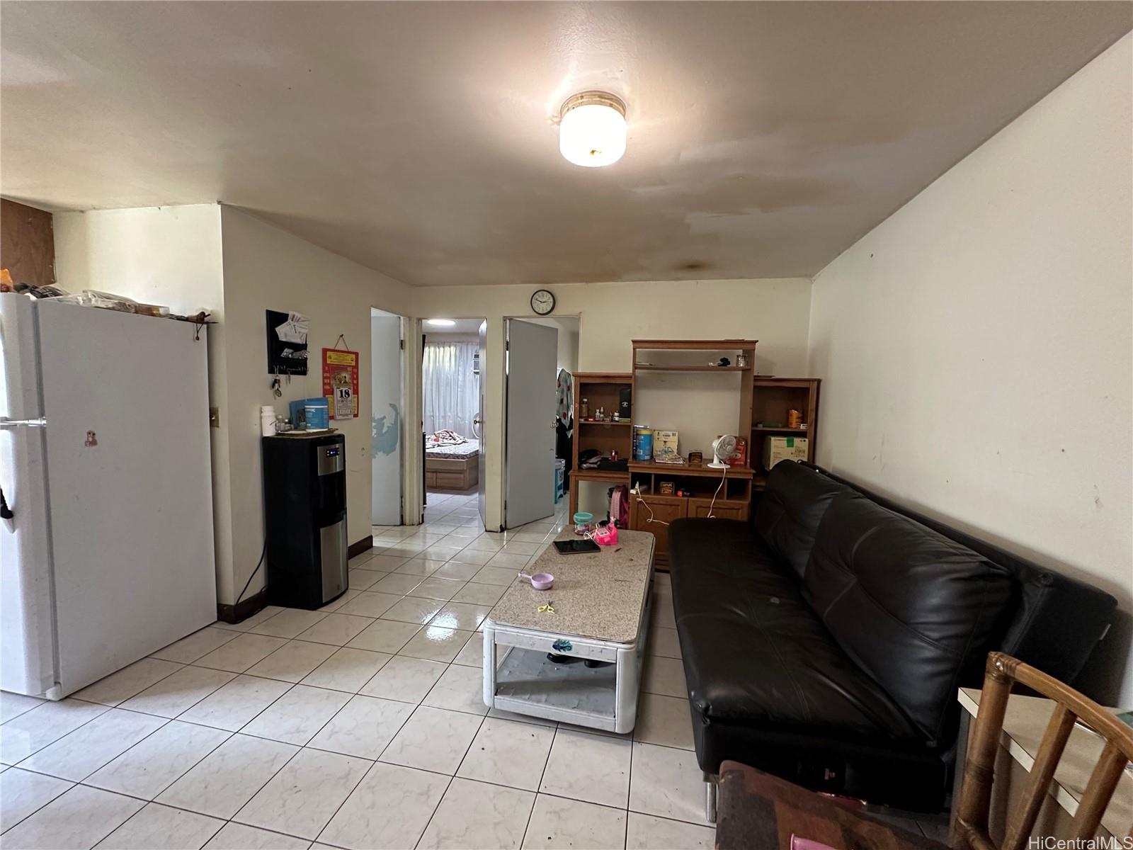 Photo 19 of 24