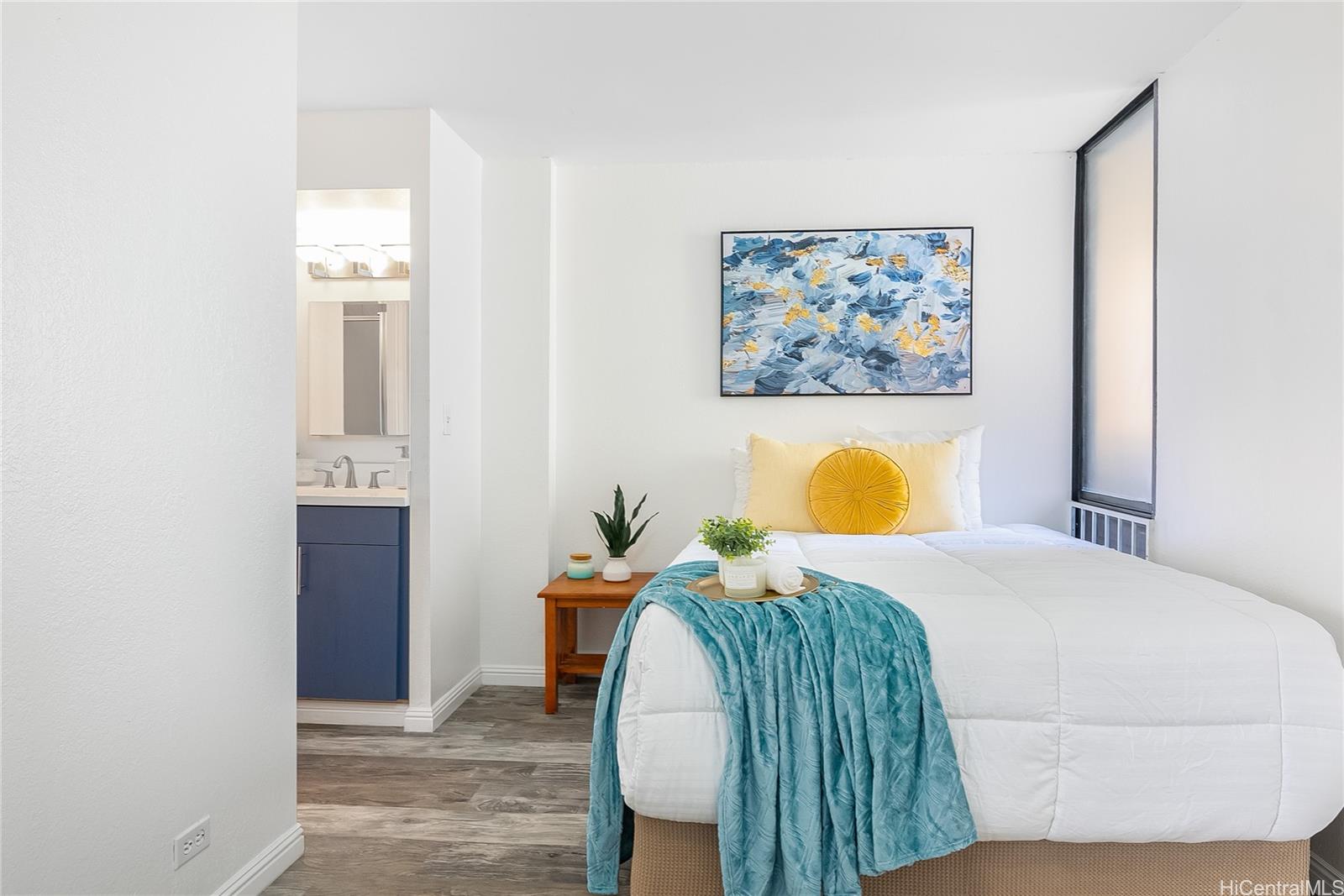 320 Liliuokalani Avenue  Unit 902