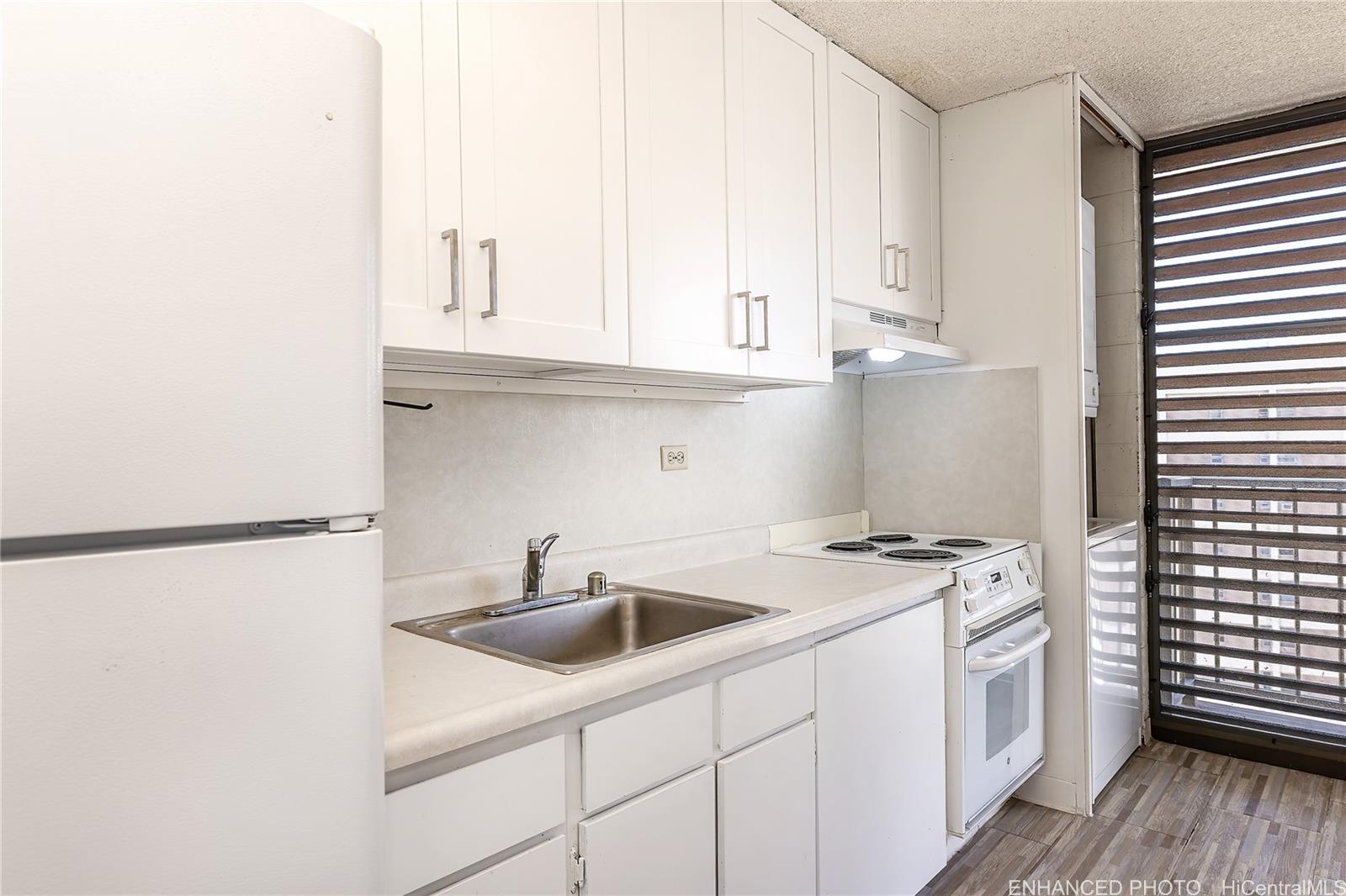 1630 Liholiho Street  Unit 1404