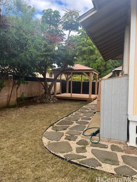 Photo 12 of 14