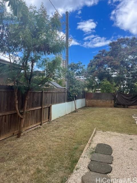 Photo 13 of 14