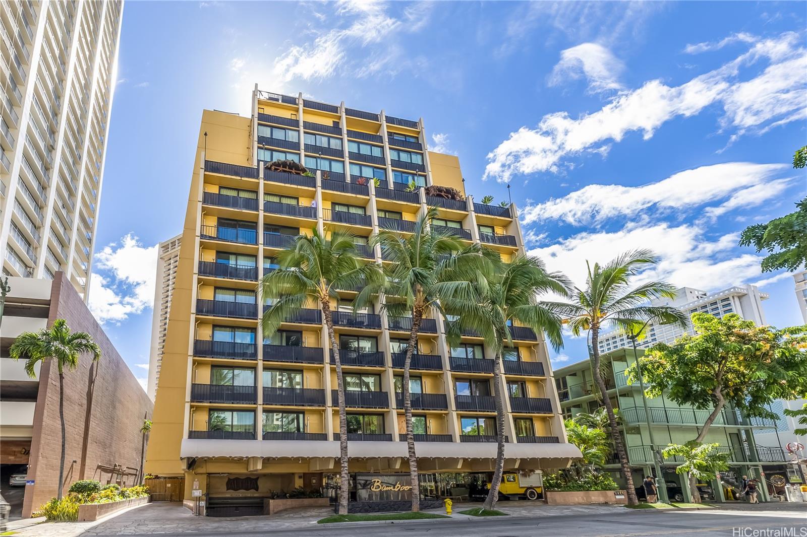 2425 Kuhio Avenue 806