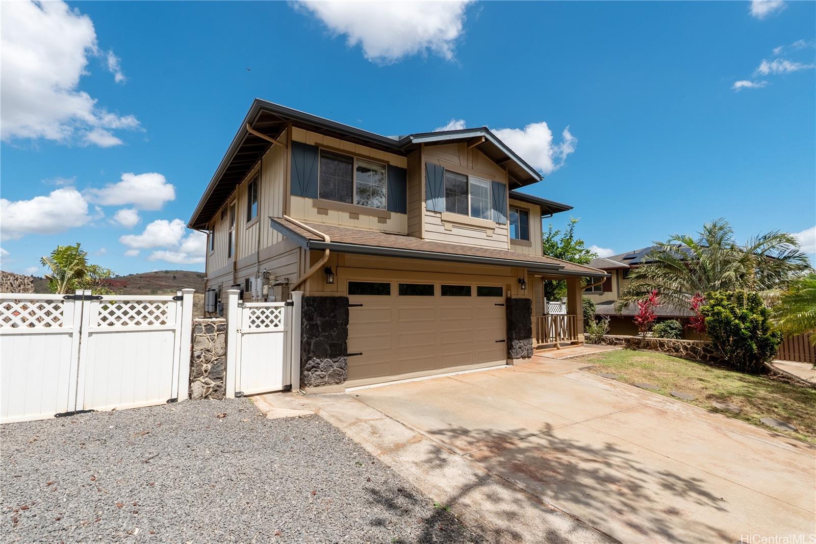 92-1388 Punawainui Street