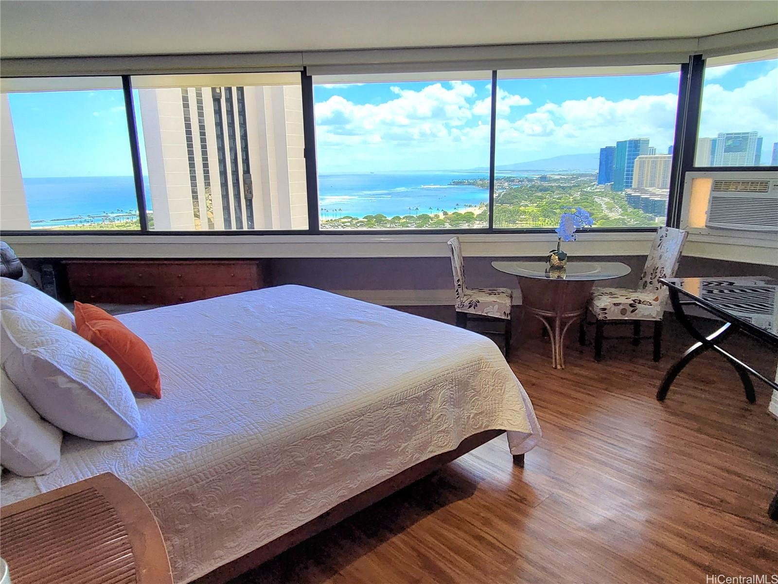 1700 Ala Moana Boulevard 3001