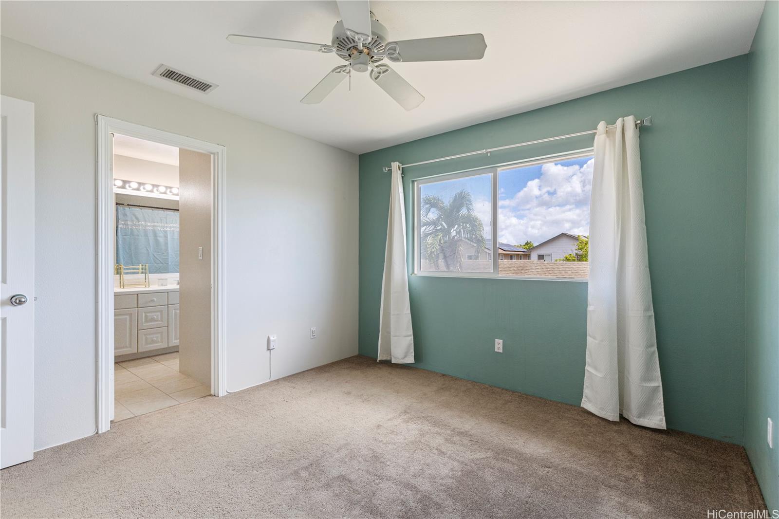 91-1025 Kaileolea Drive  Unit J3