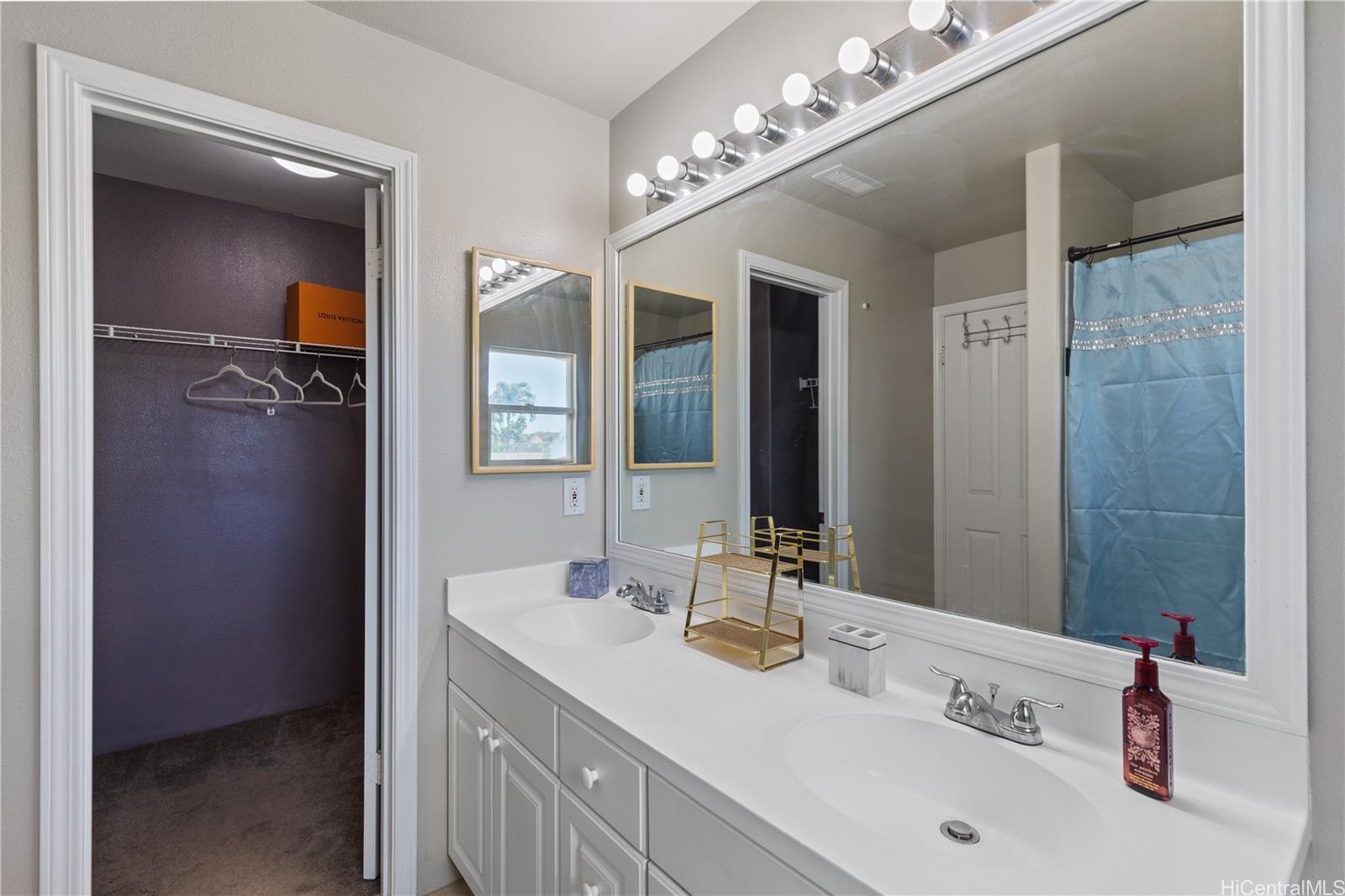 91-1025 Kaileolea Drive  Unit J3