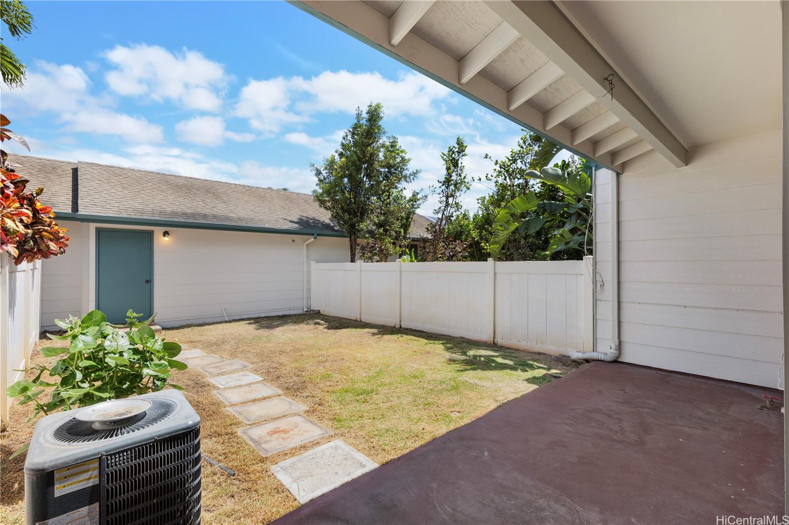 91-1025 Kaileolea Drive  Unit J3