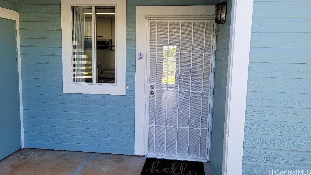 Photo 3 of 23