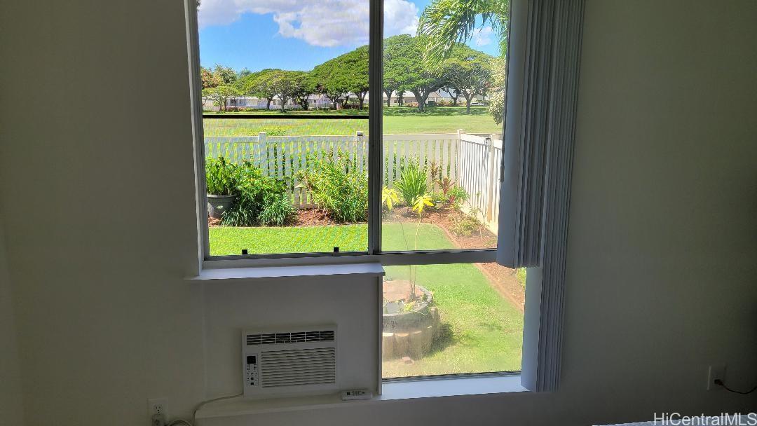 Photo 9 of 23