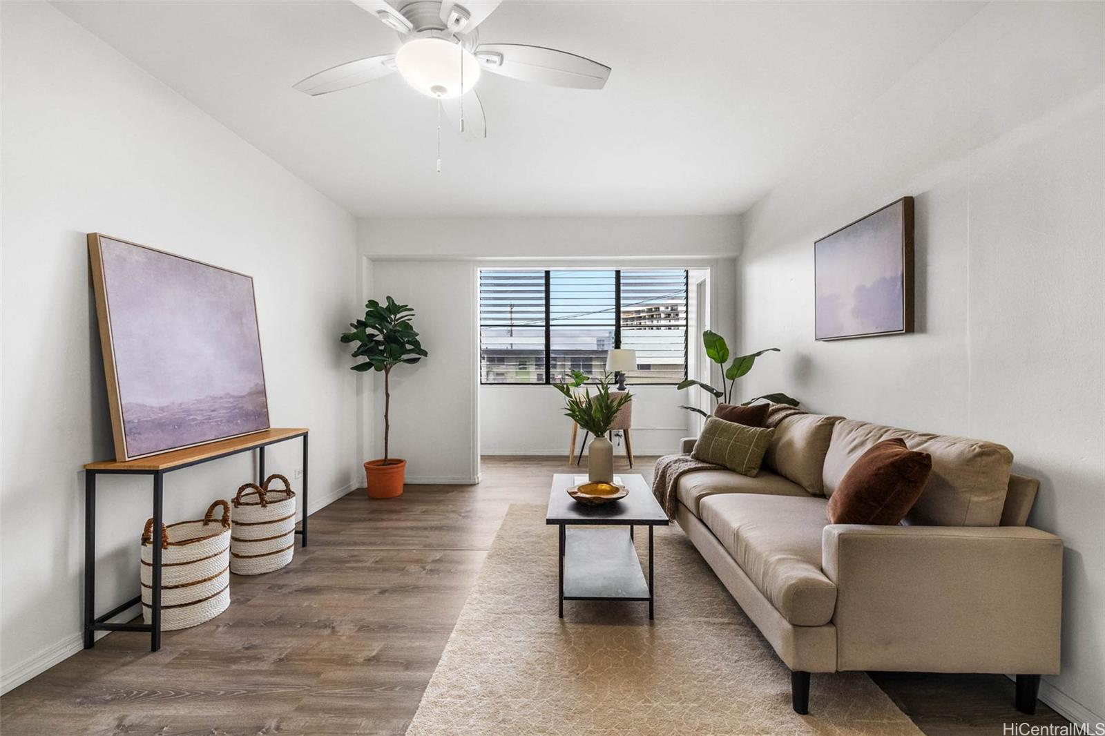 2450 Date Street 14