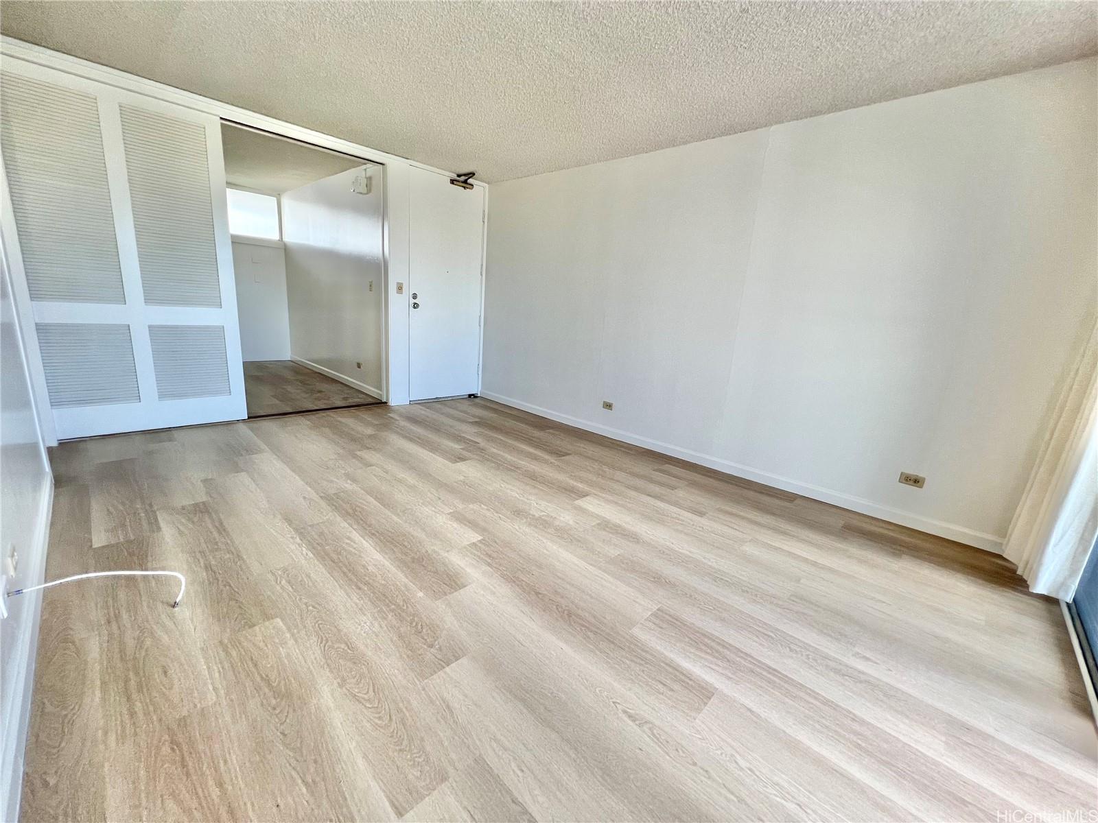 1556 Piikoi Street 507