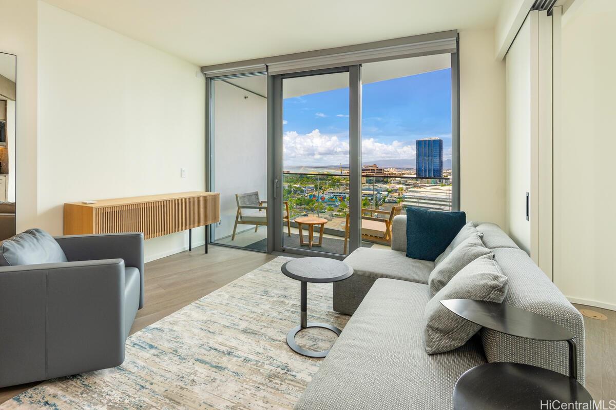 1000 Auahi Street 2503