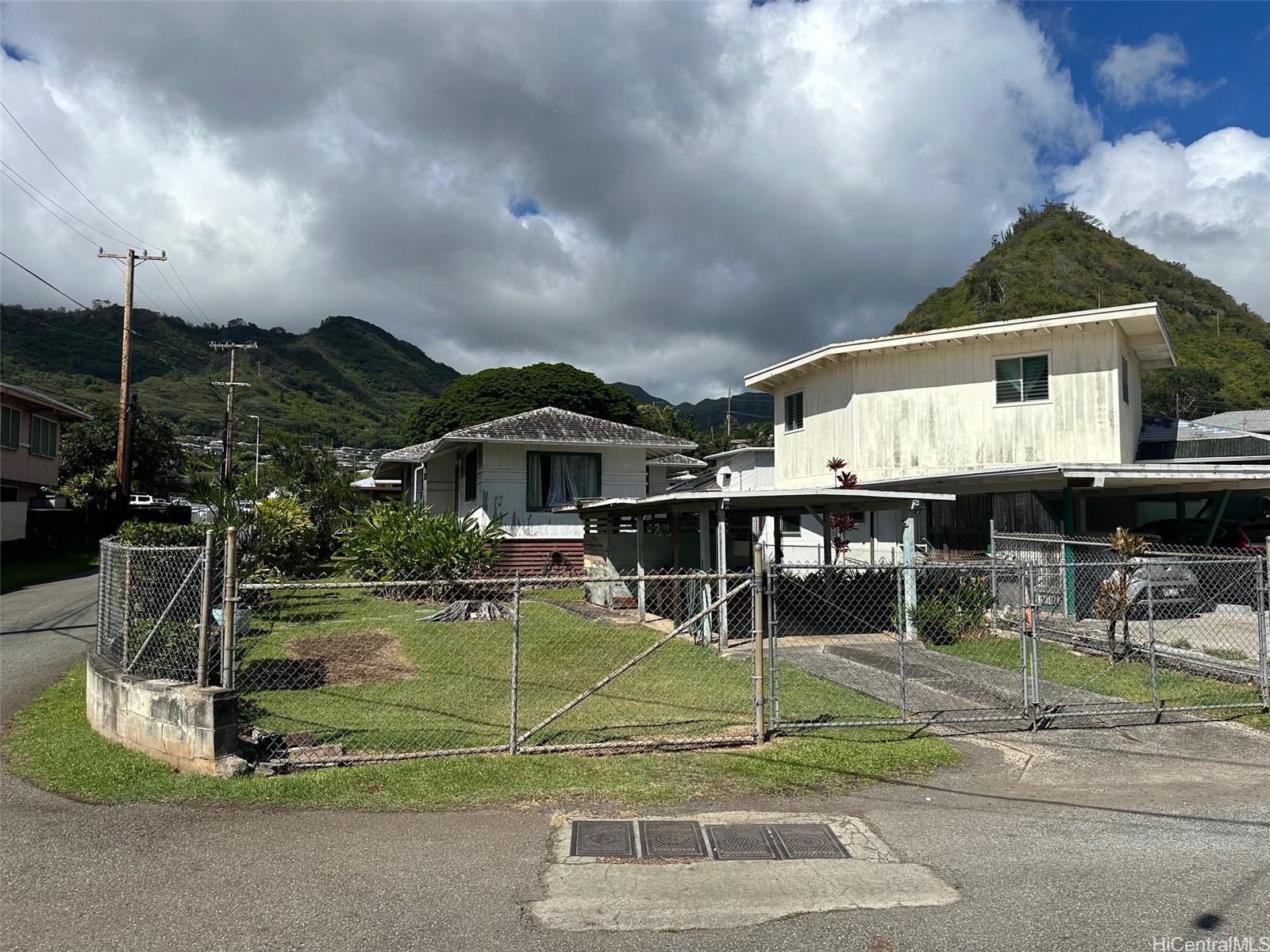 2318 Hanakealoha Place
