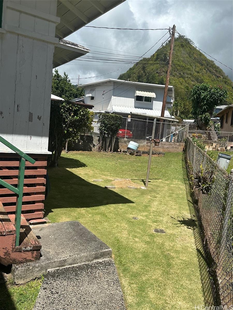 Photo 4 of 10