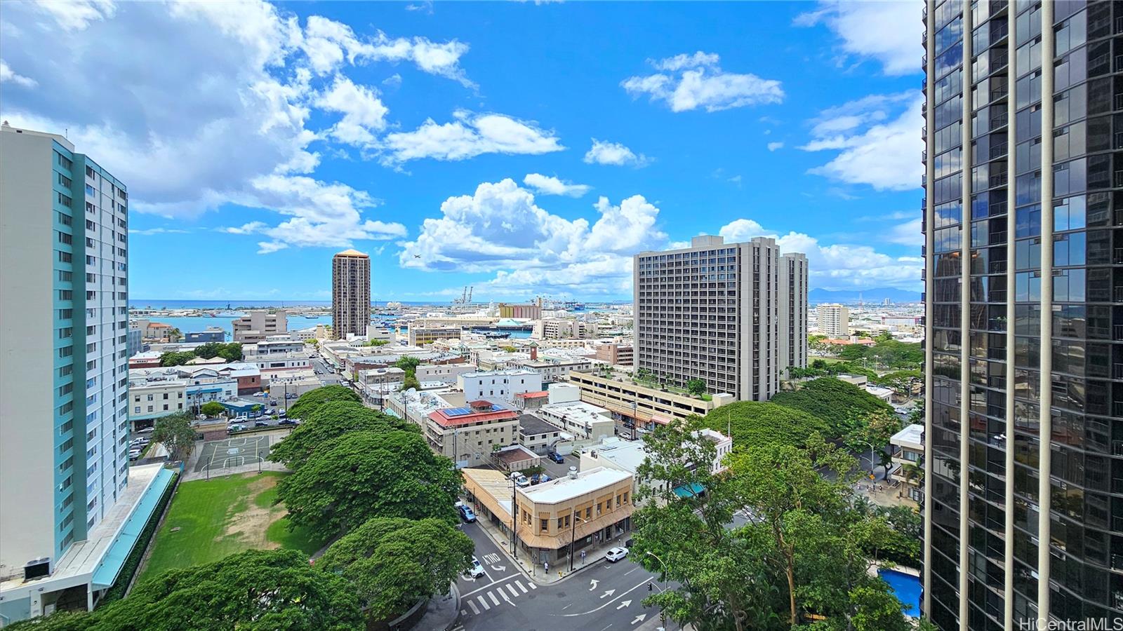 1212 Nuuanu Avenue 1609