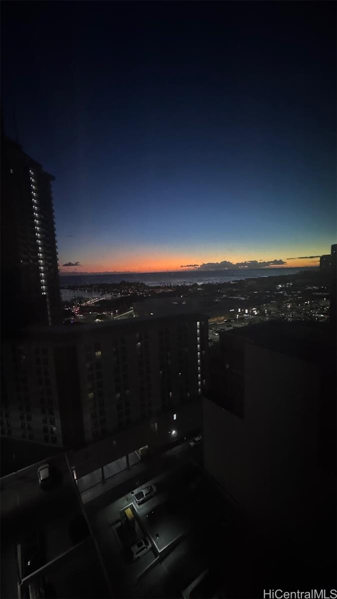 1631 Kapiolani Boulevard 2111