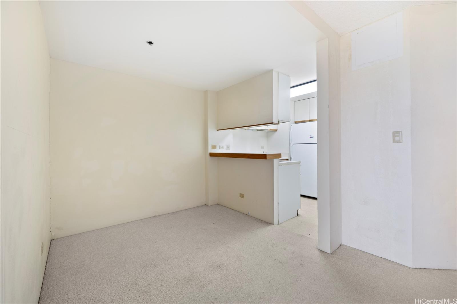 Photo 6 of 25