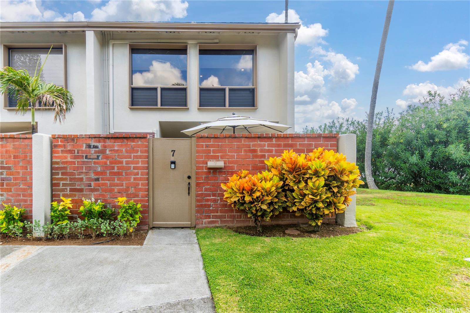 6370 Hawaii Kai Drive  Unit 7