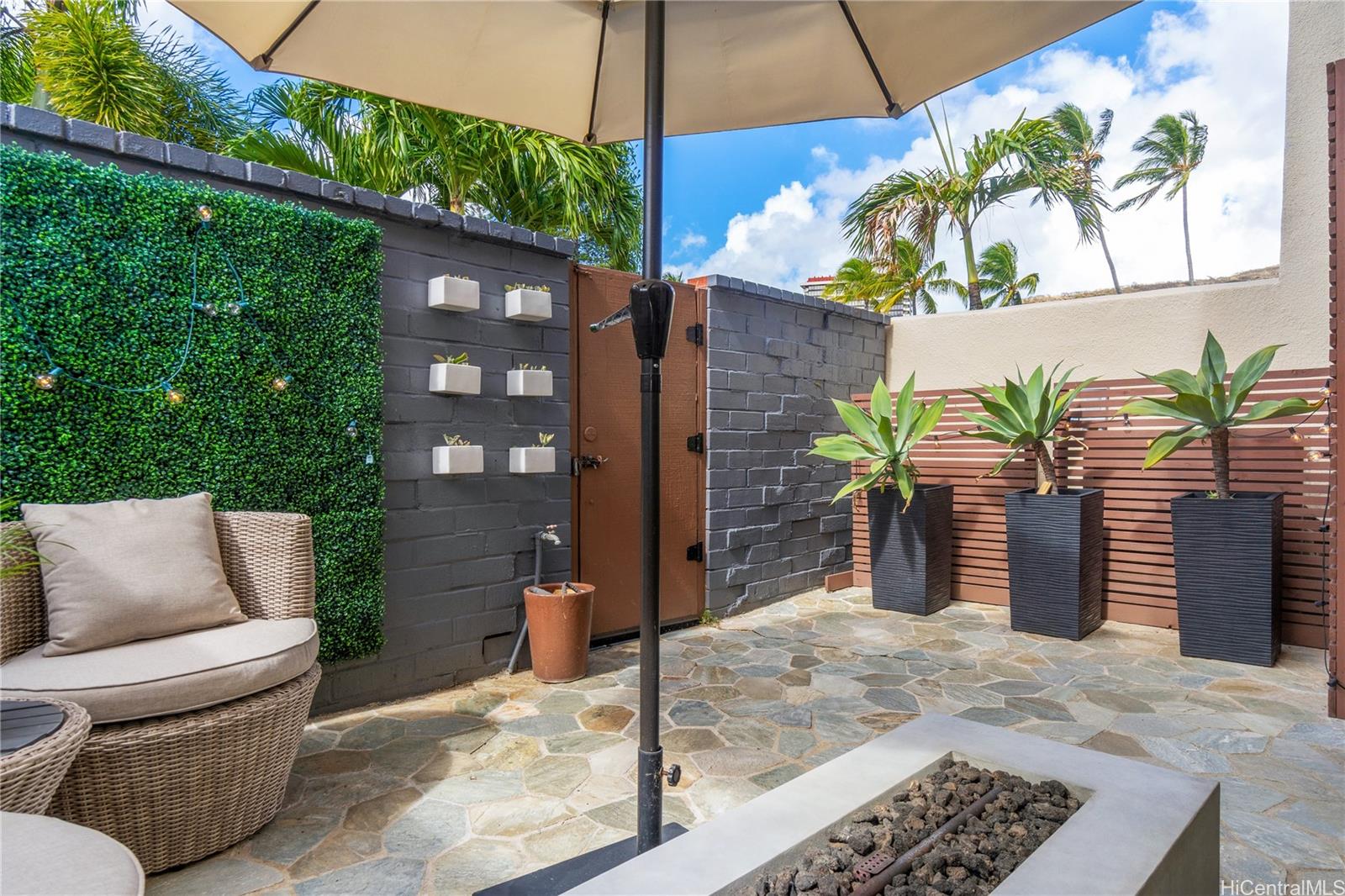 6370 Hawaii Kai Drive  Unit 7
