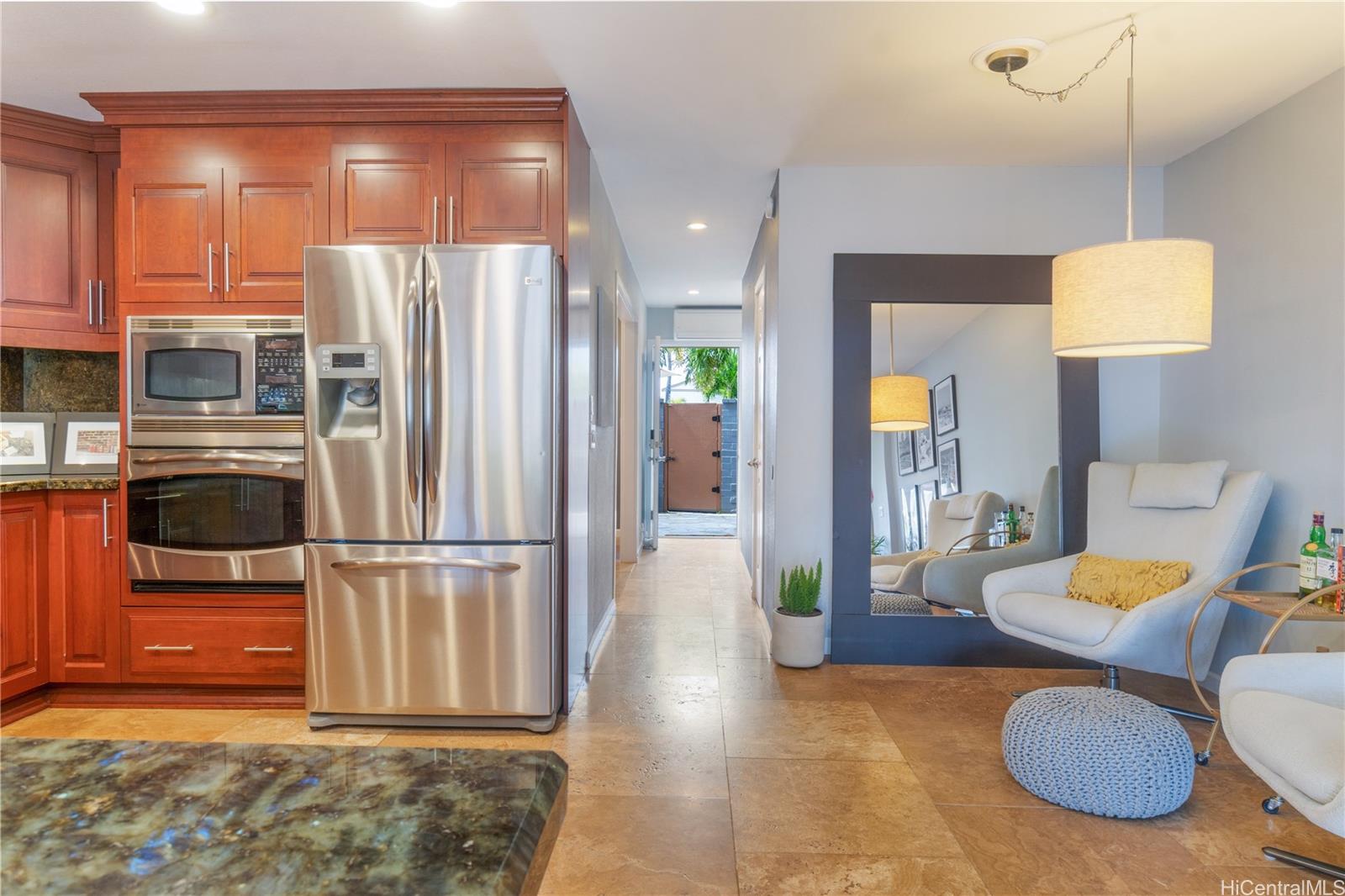6370 Hawaii Kai Drive  Unit 7