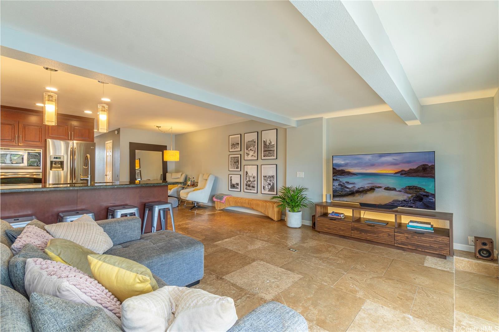 6370 Hawaii Kai Drive  Unit 7