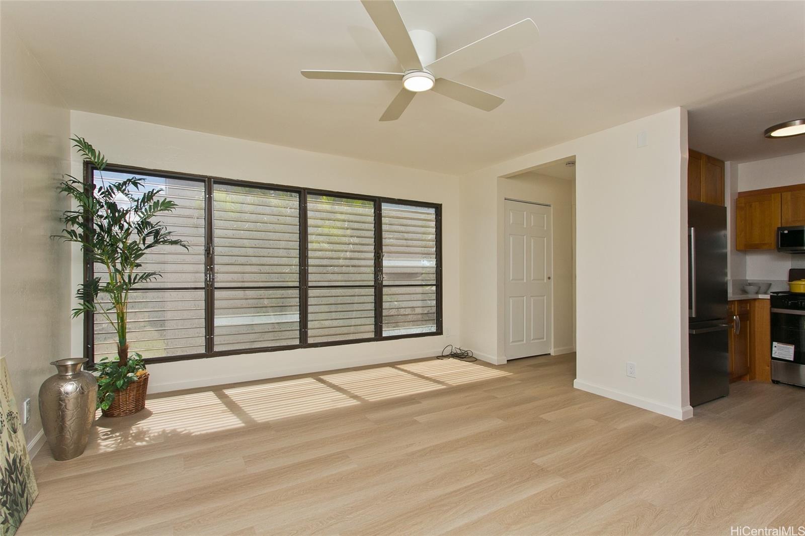 87-131 Helelua Street  Unit J206