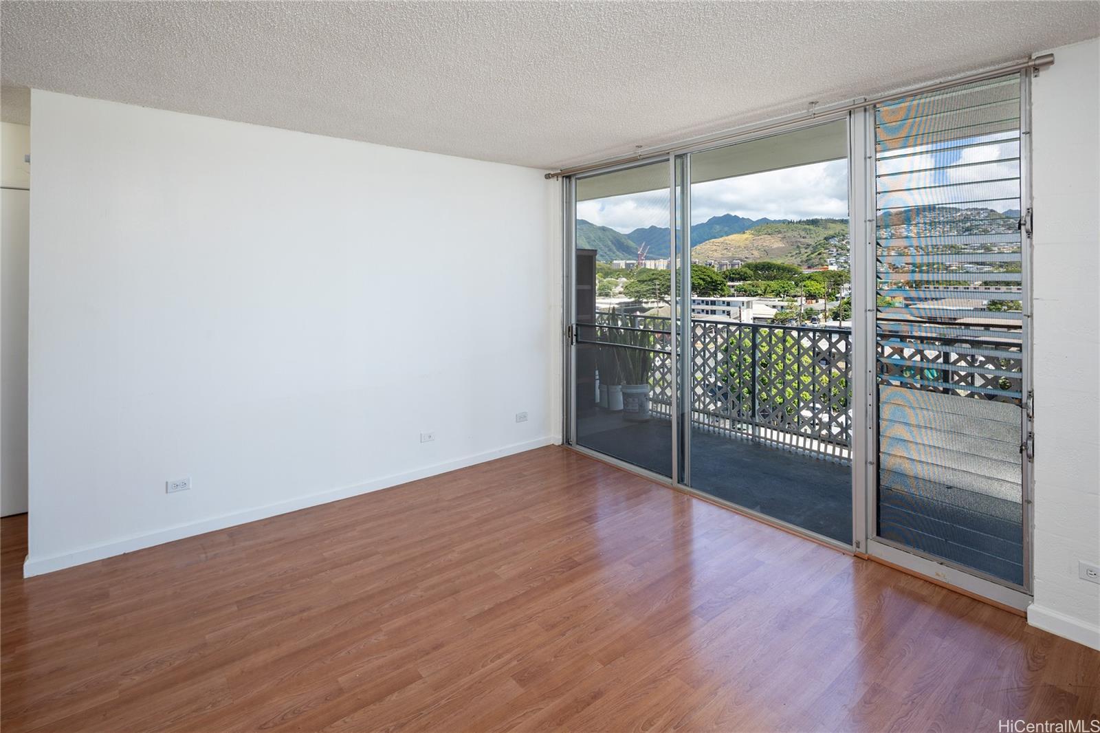 737 Olokele Avenue  Unit 602