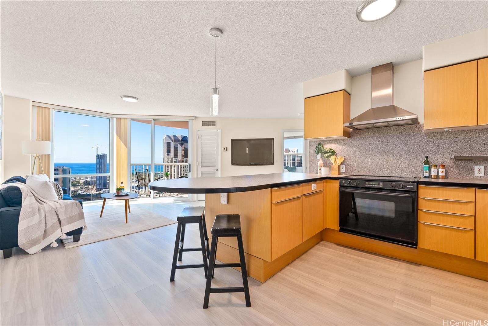 801 S King Street 3604