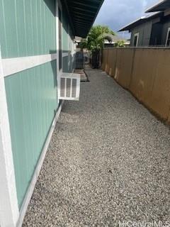 Photo 4 of 25