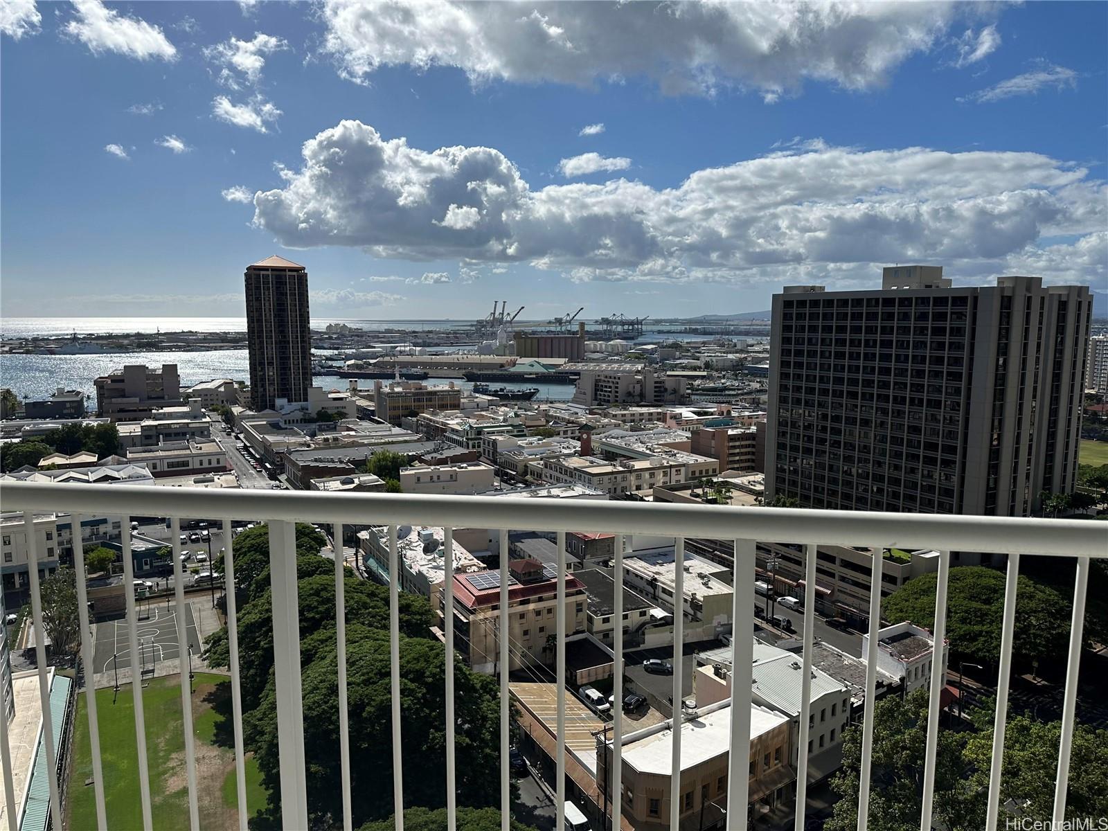 Photo 13 of 24