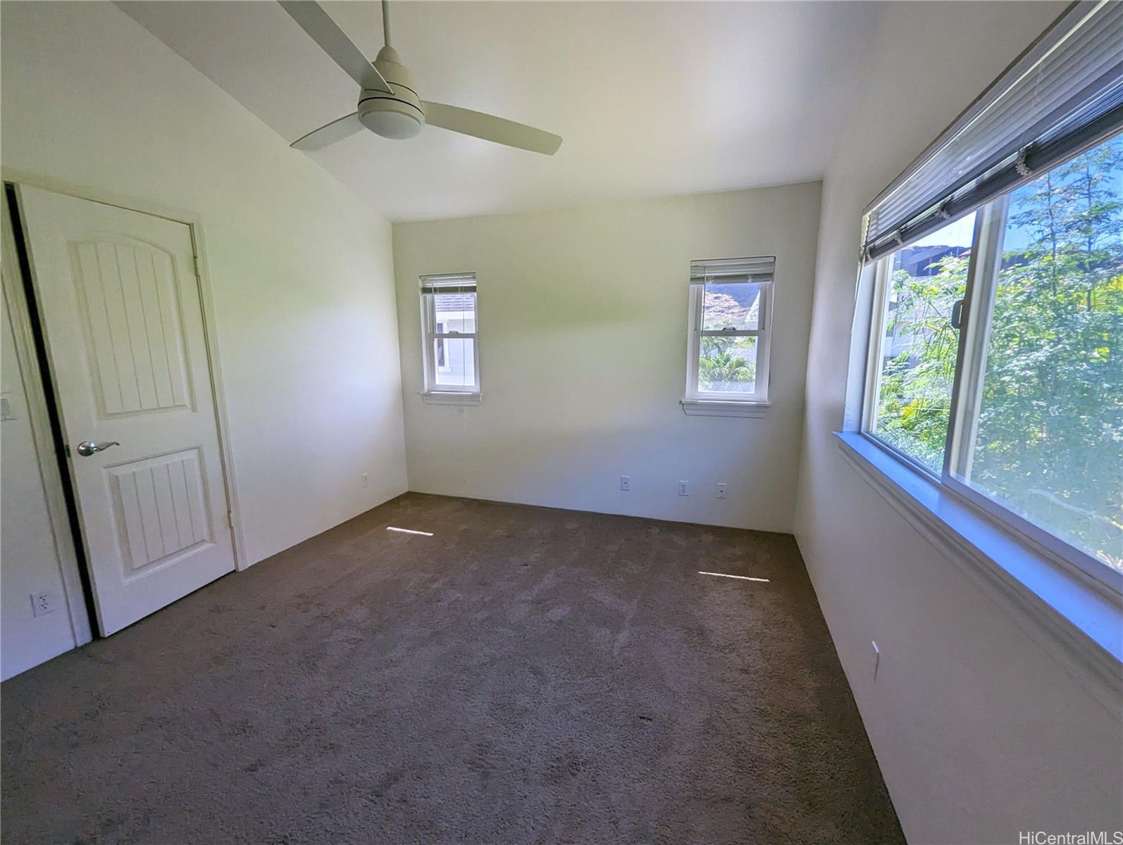 87-2113 Pakeke Street  Unit 34