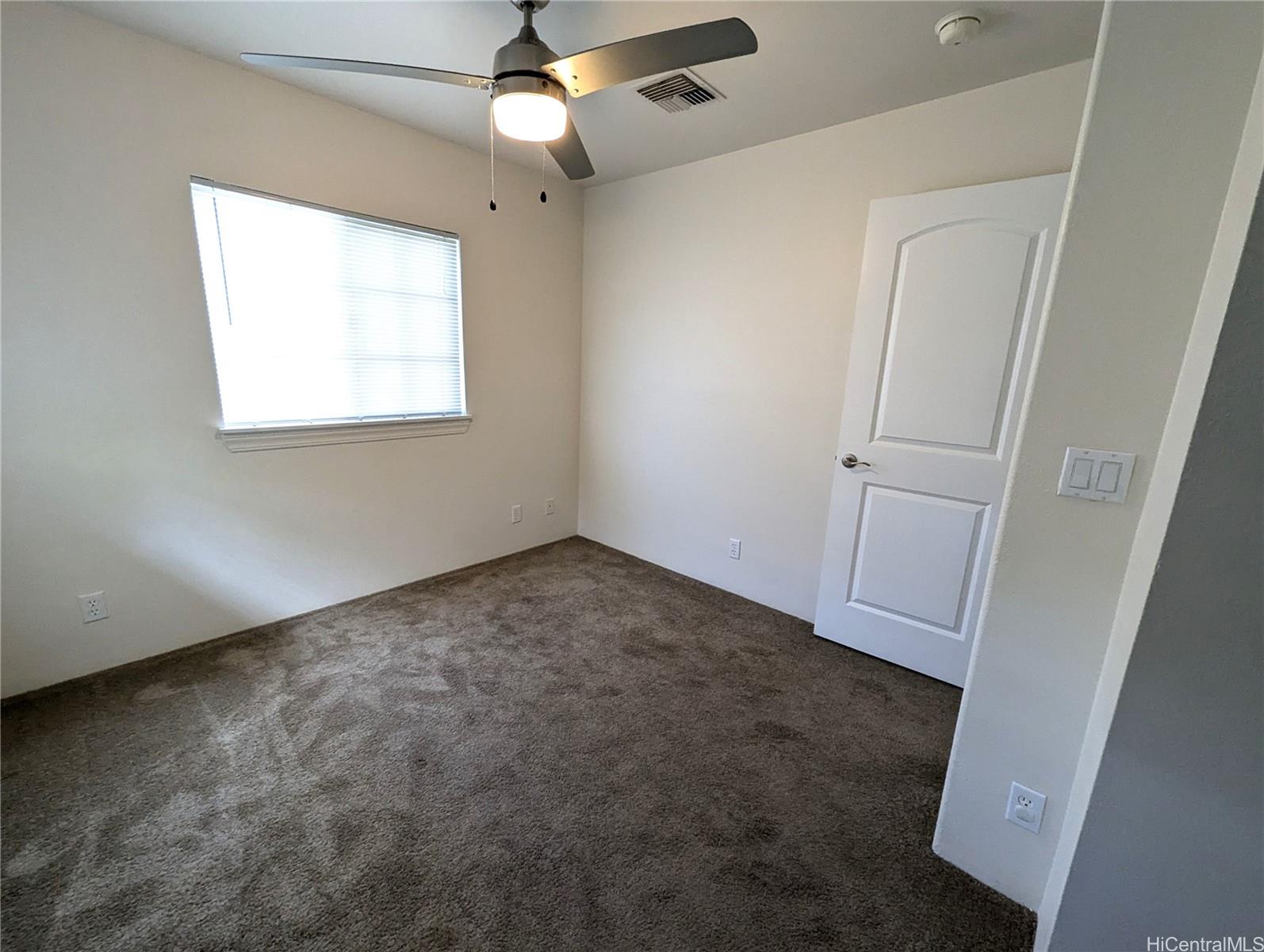87-2113 Pakeke Street  Unit 34