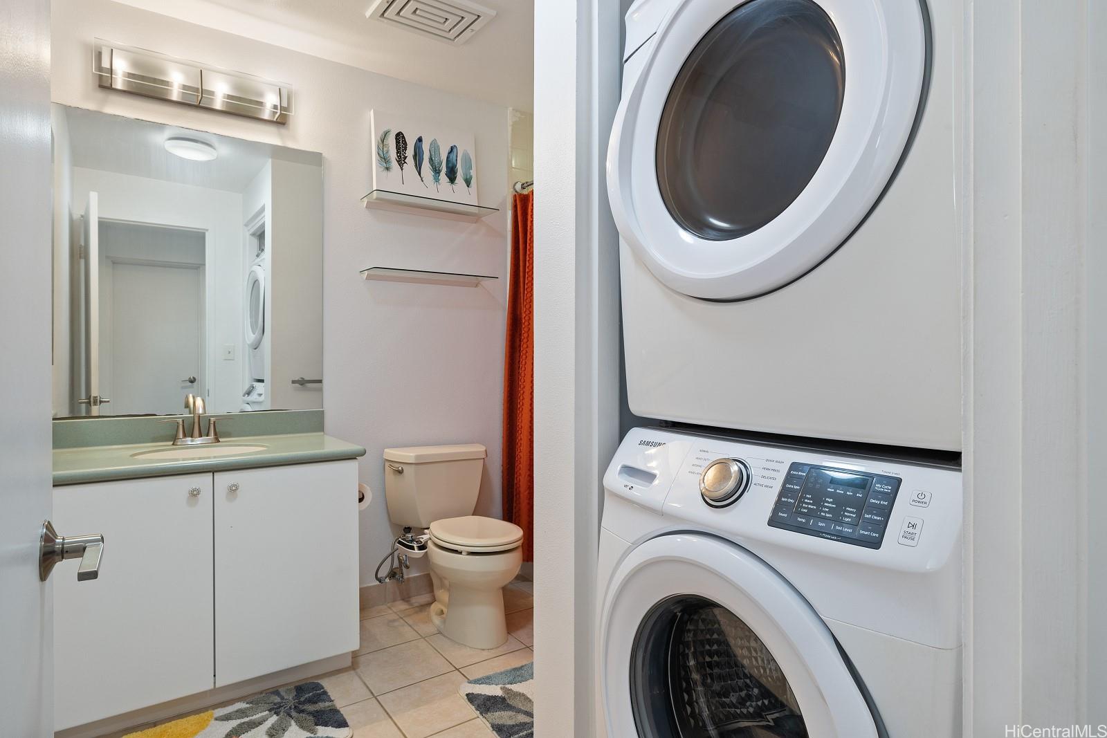 Photo 17 of 25