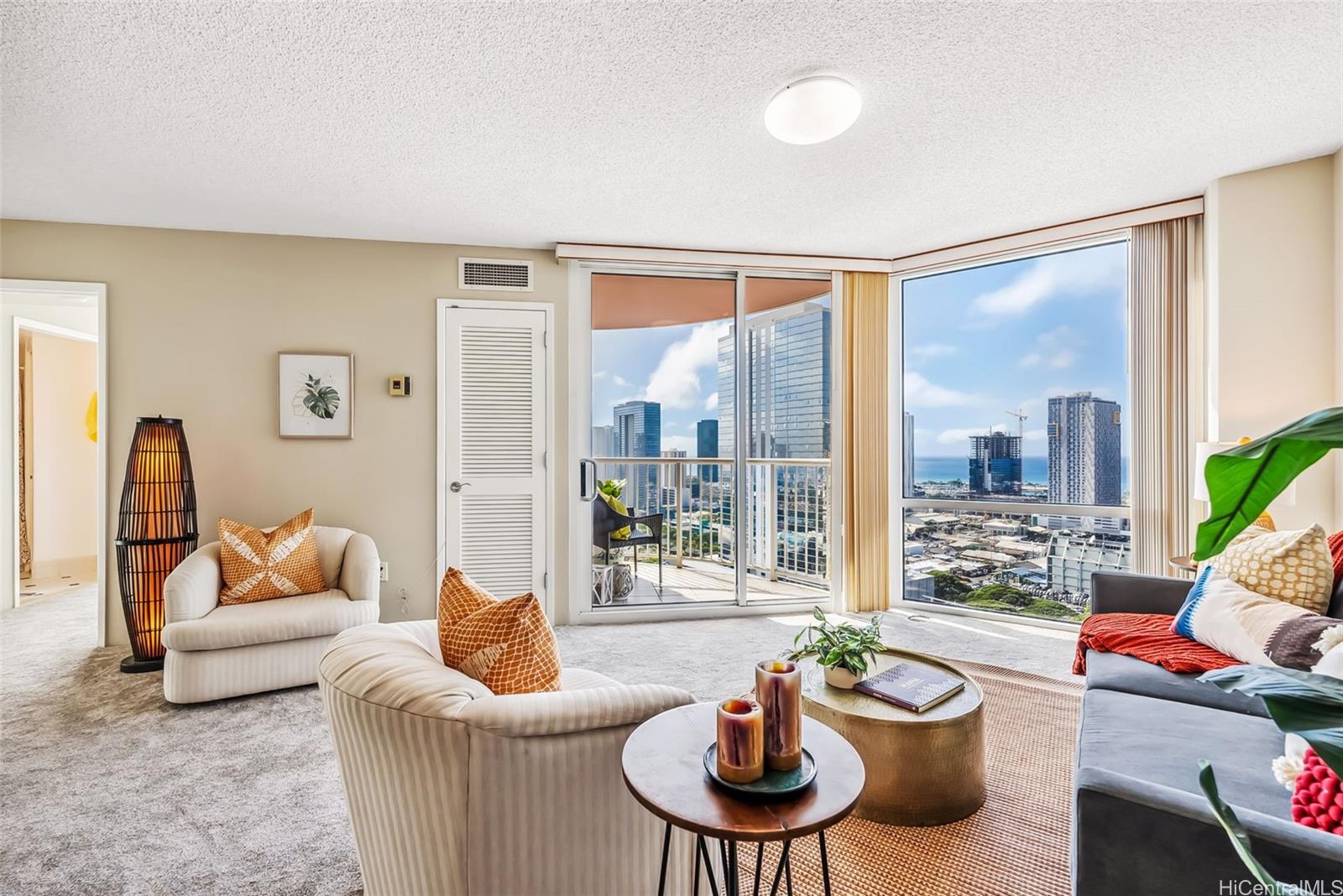 801 S King Street 2802