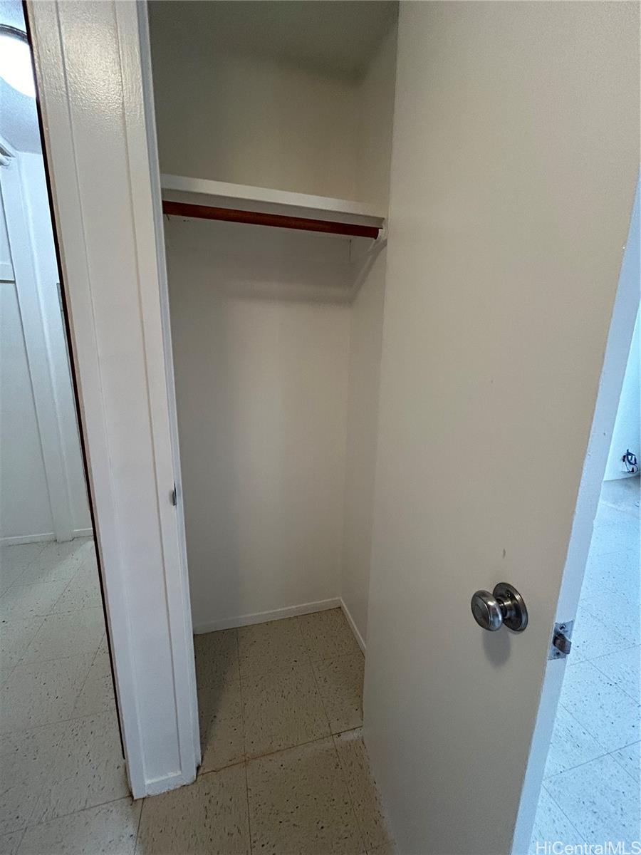 Photo 6 of 25