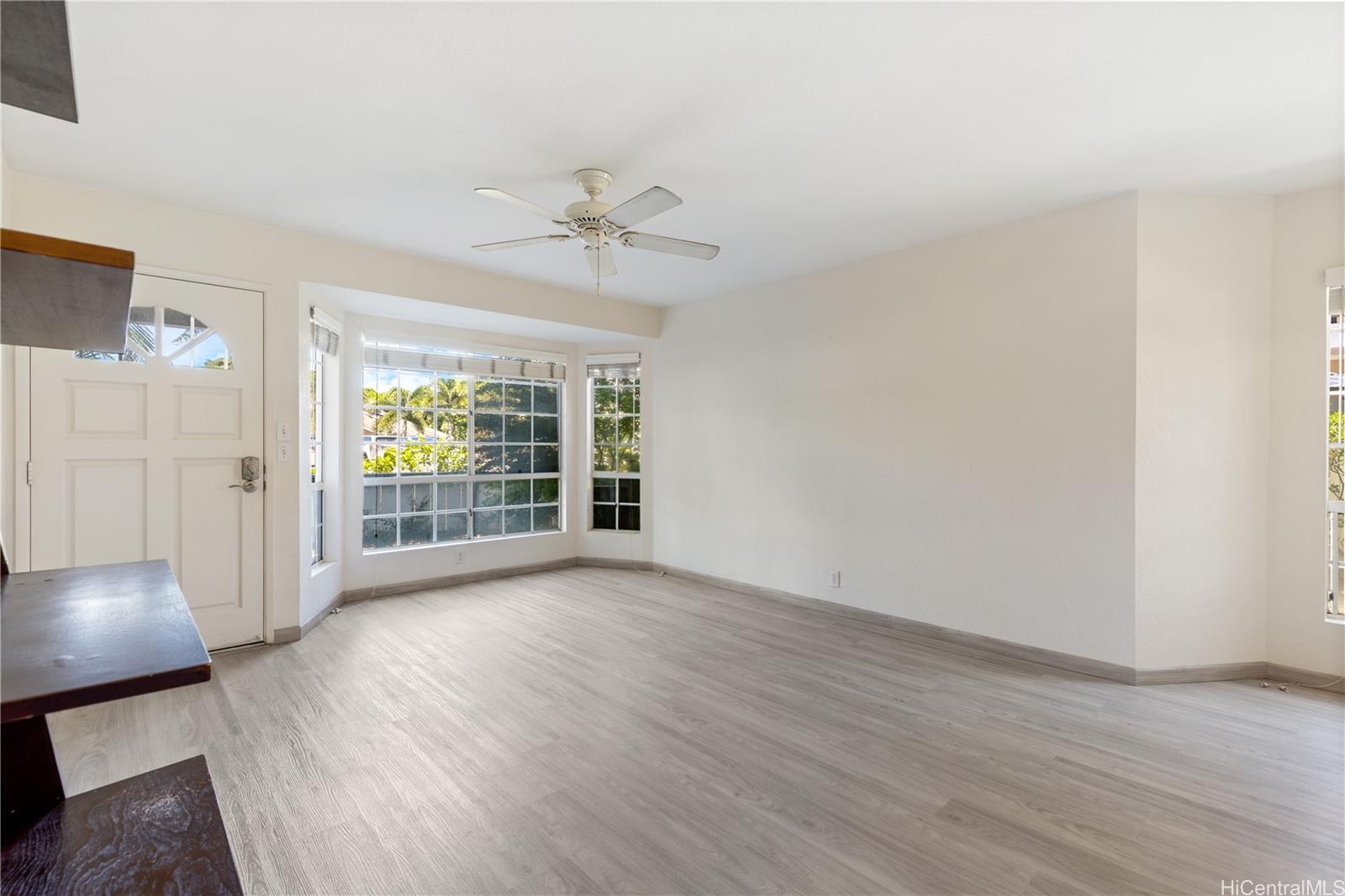 594 Mananai Place  Unit 21A