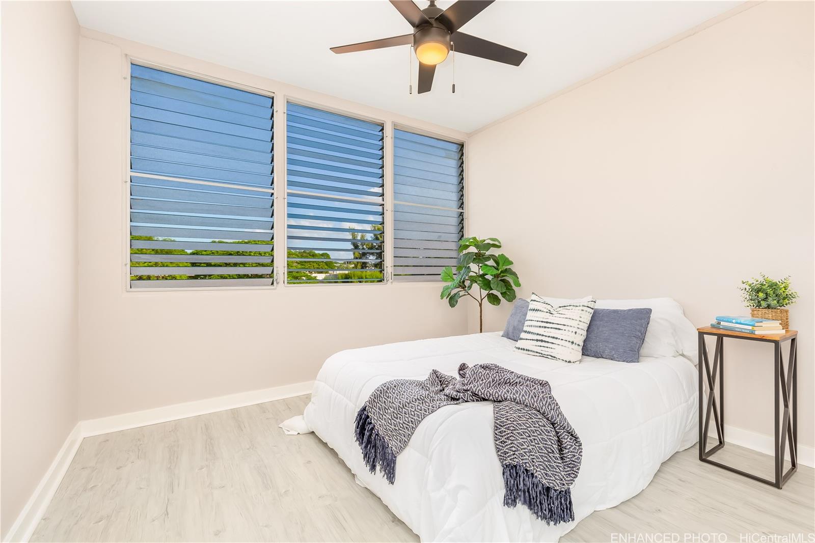94-249 Waikele Road  Unit A205