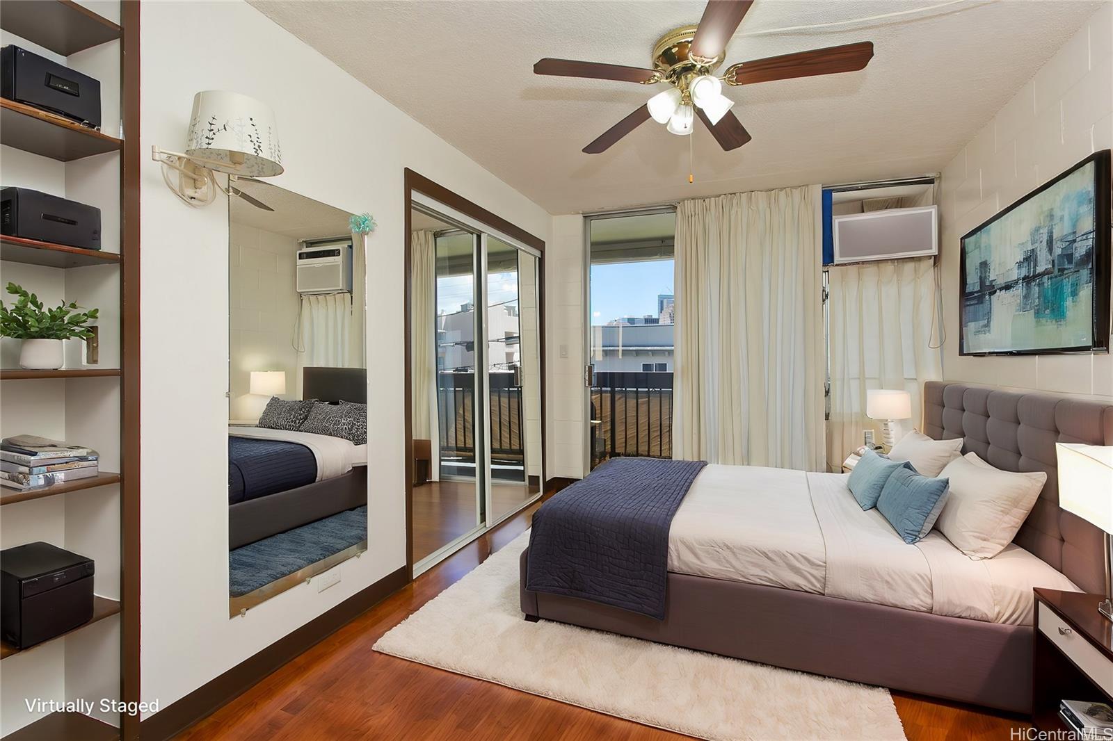 1401 Lusitana Street  Unit 305