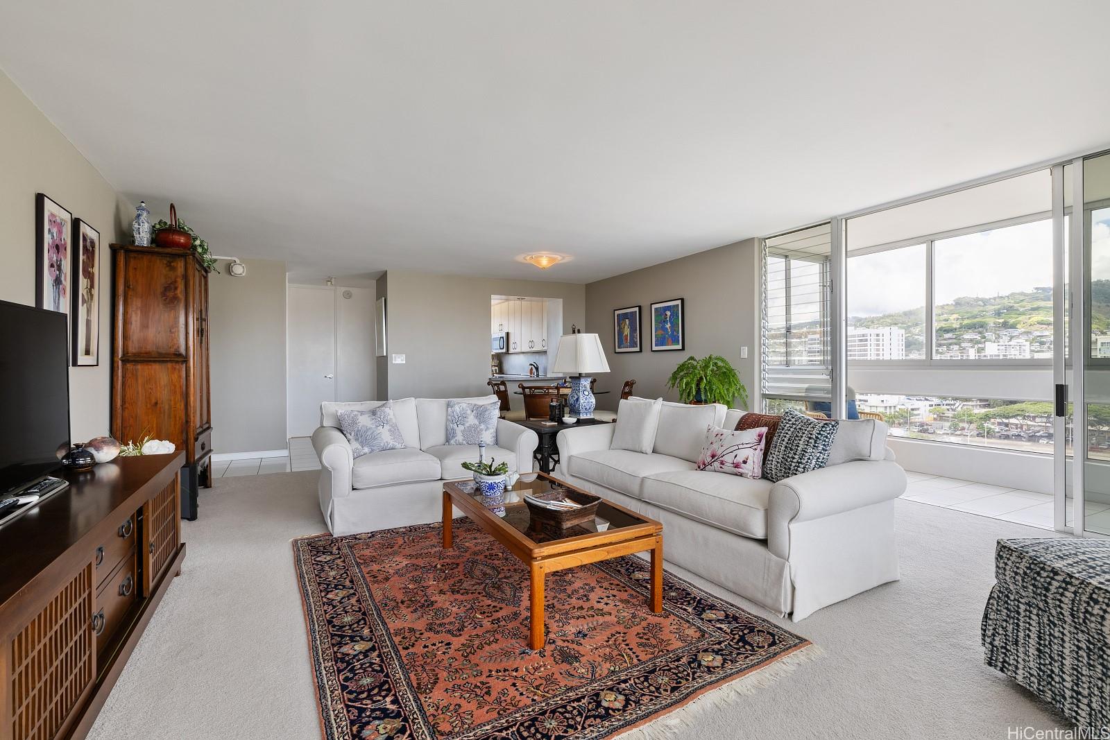 1212 Punahou Street  Unit 1206