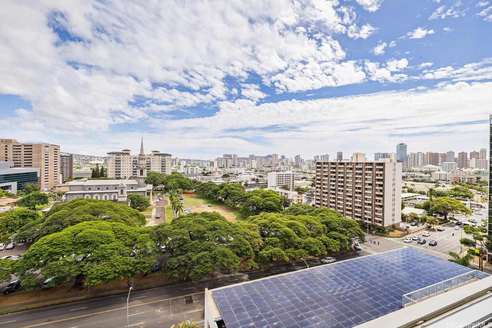1212 Punahou Street  Unit 1206