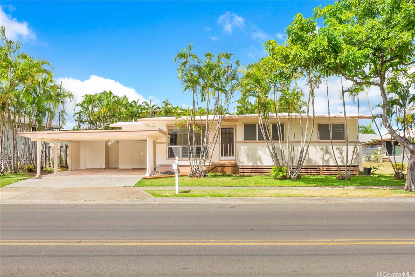 1216 Keolu Drive