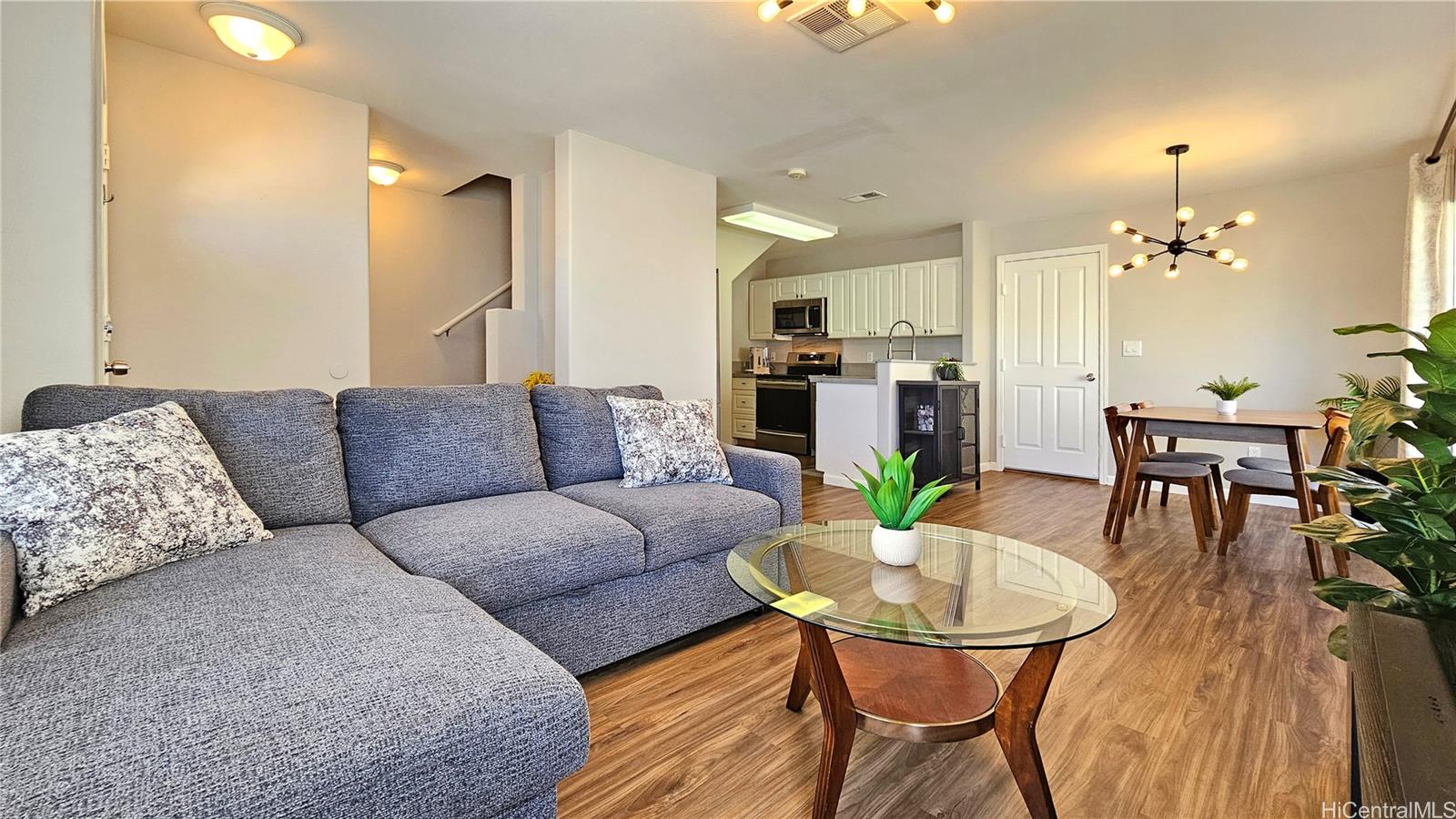 91-1031 Kaimalie Street 4P6