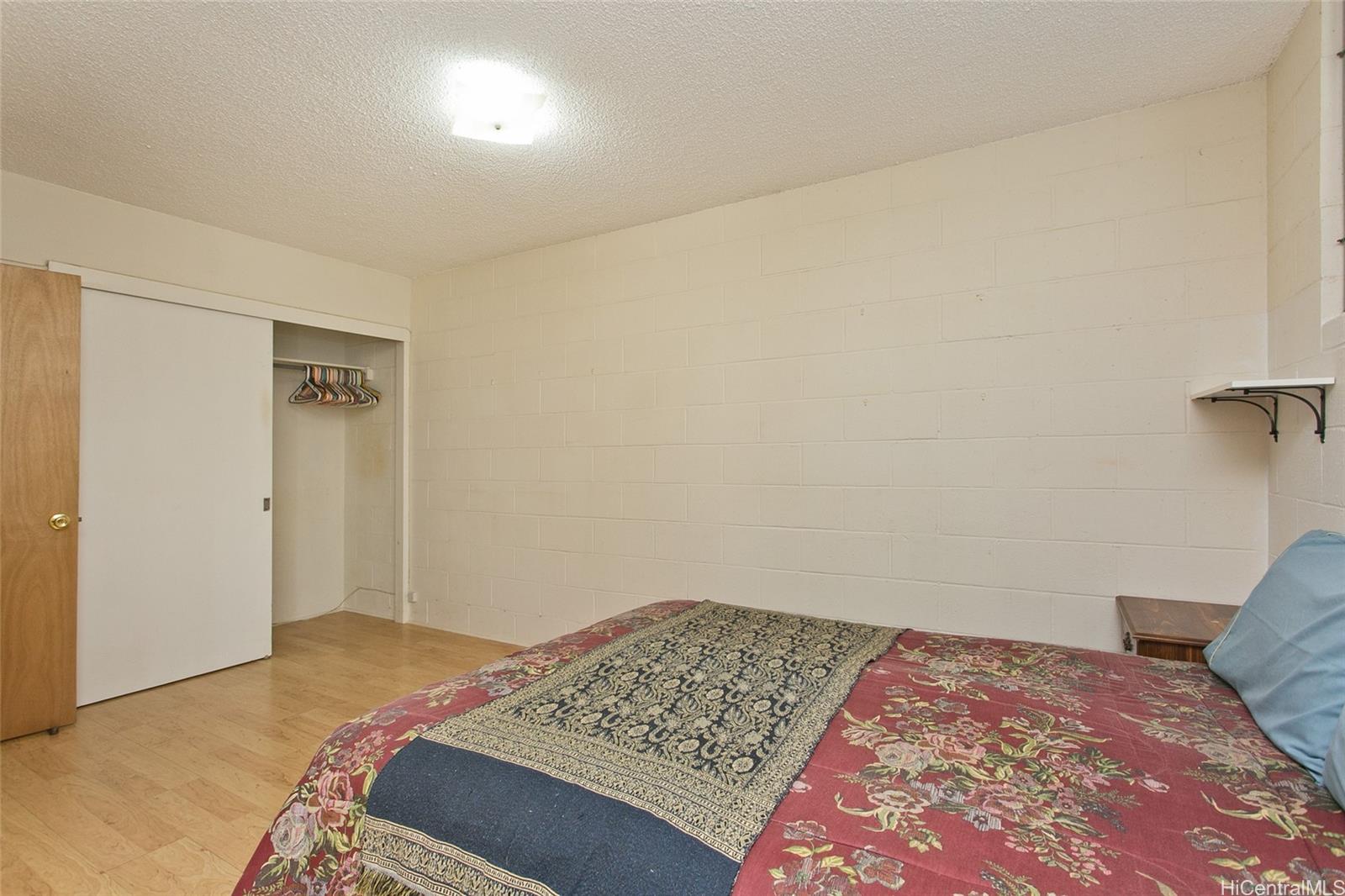 Photo 8 of 11