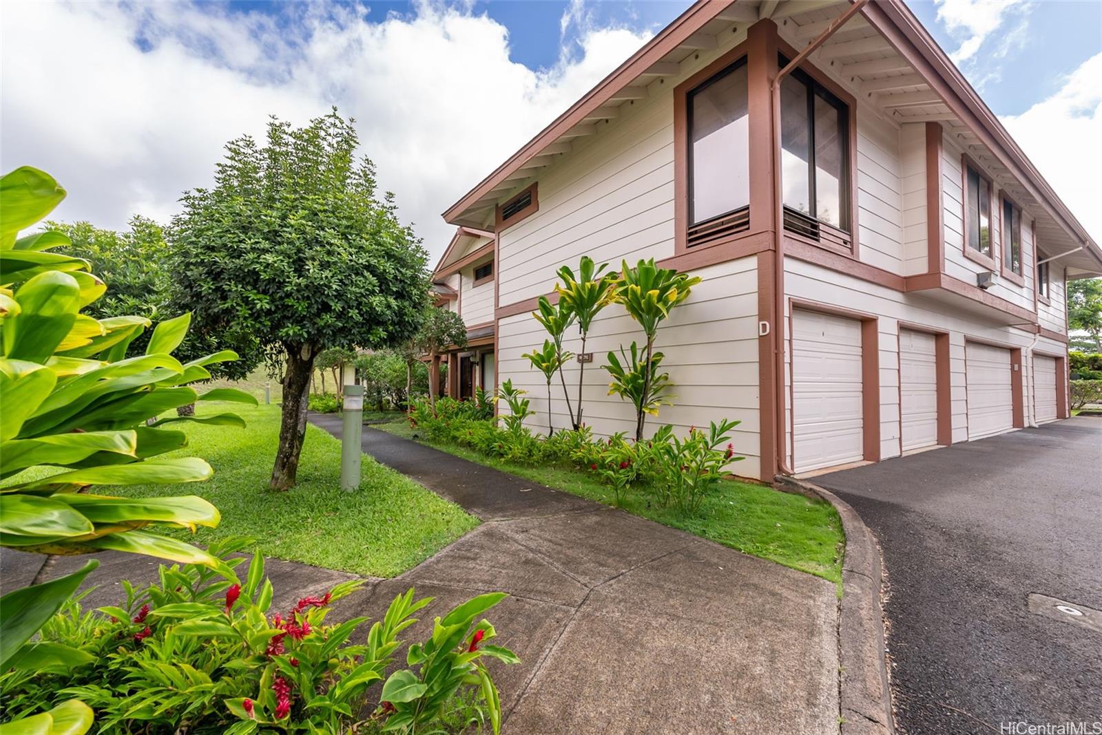 98-1792 Kaahumanu Street 63C