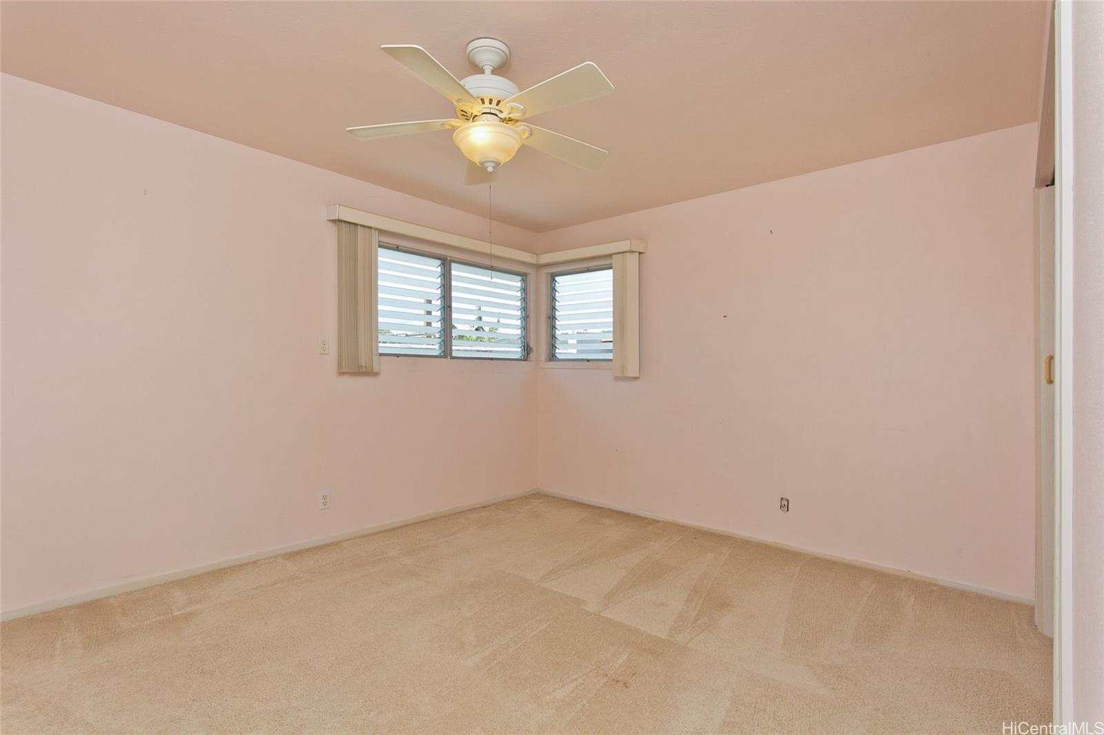Photo 13 of 20