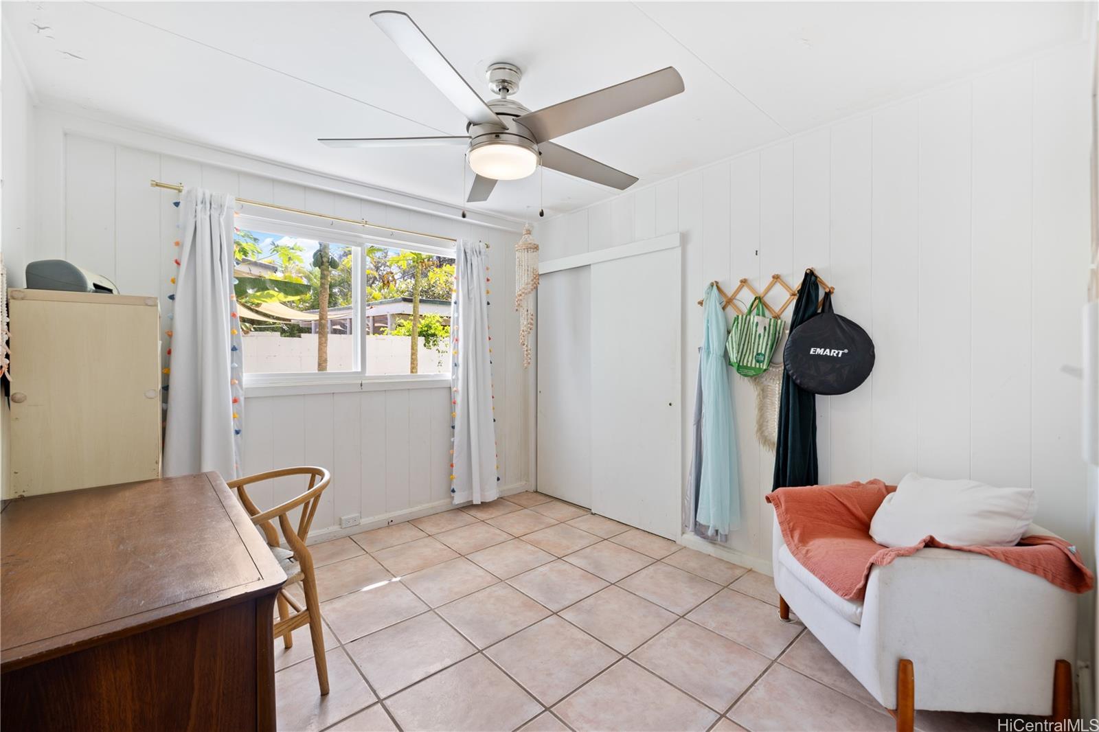 68-695 Farrington Highway