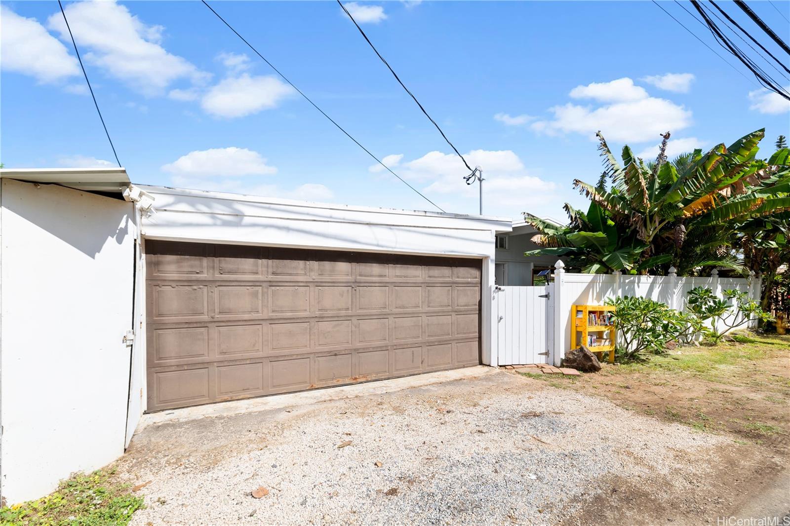 68-695 Farrington Highway